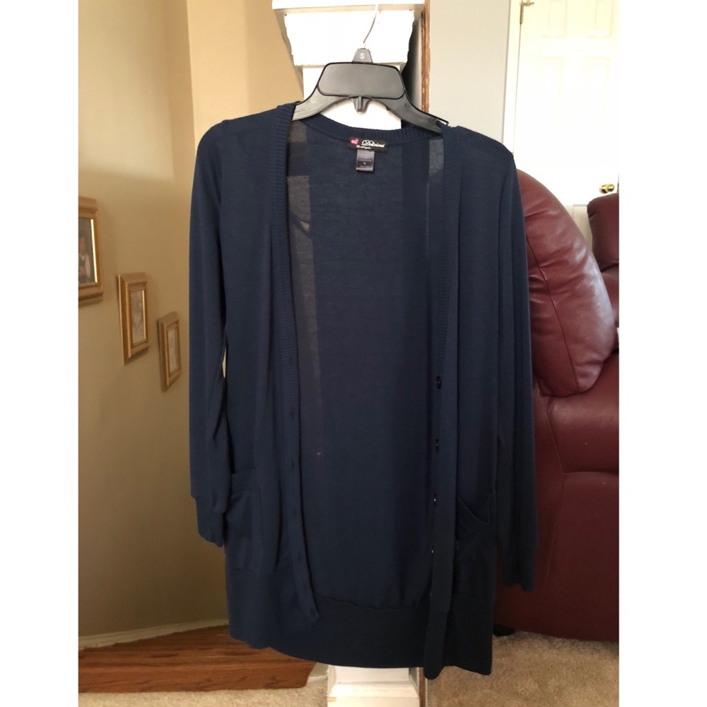 Cardigan - Picture 1 of 1